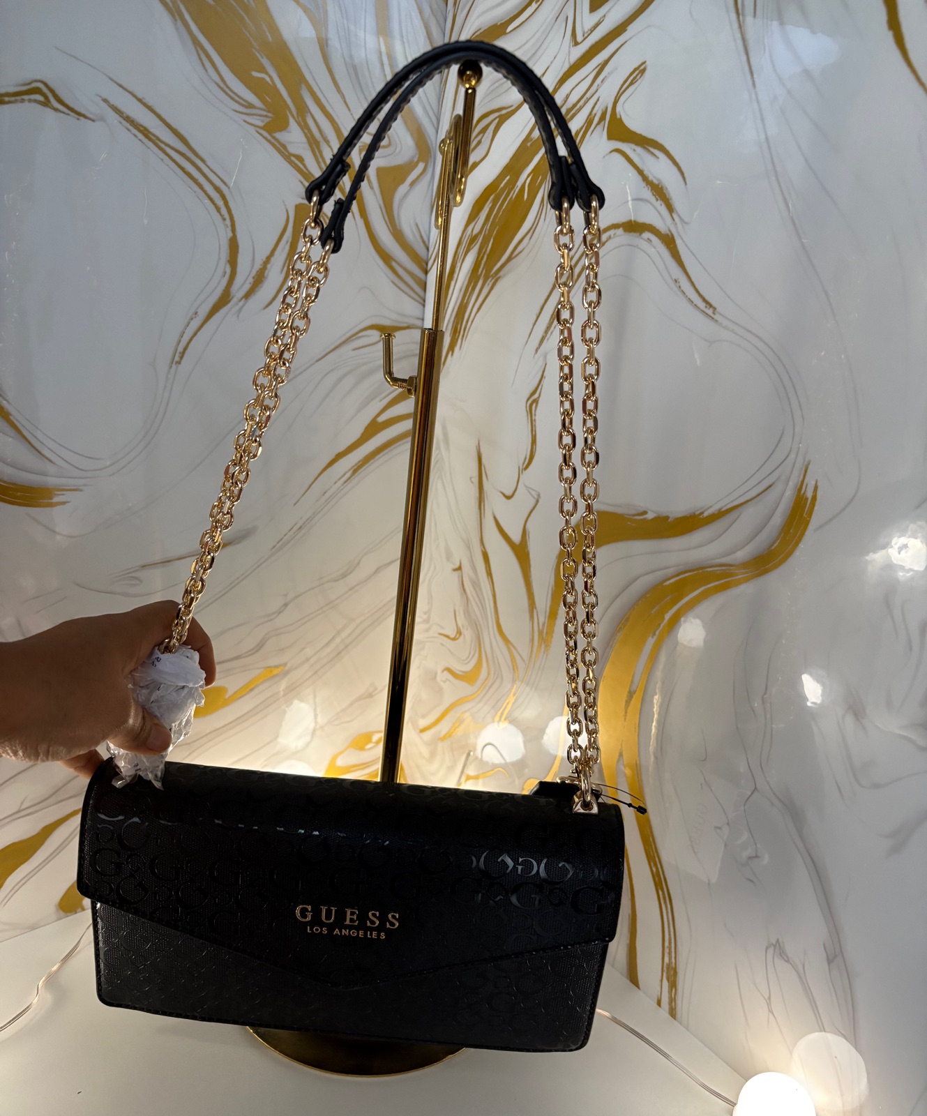 ✨ Guess Shoulder Bag - Black ✨
