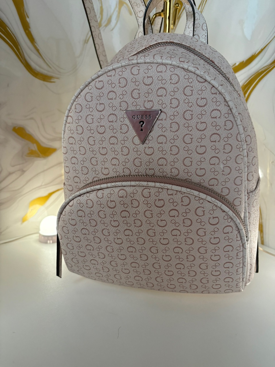 ✨ Mochila Guess Monogram Classic